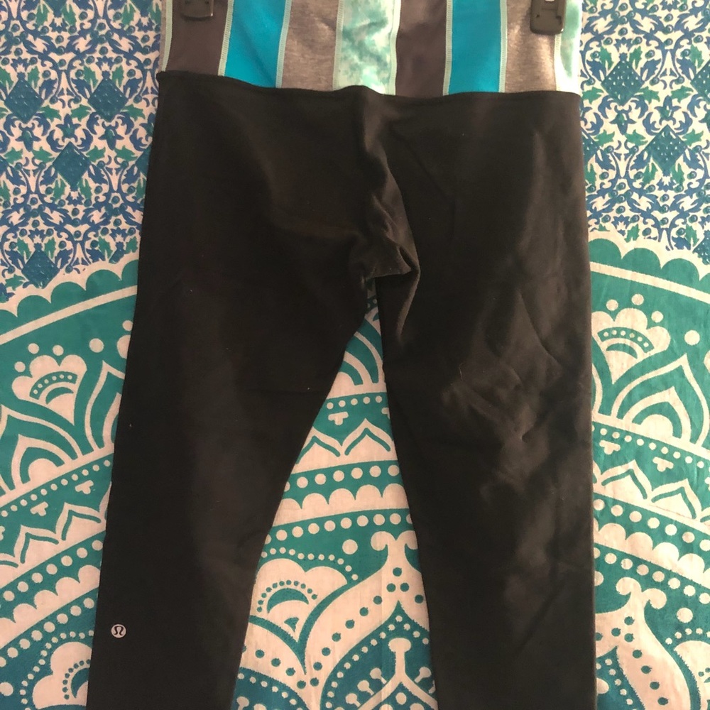 Lululemon Cropped Leggings - Picture 2 of 3